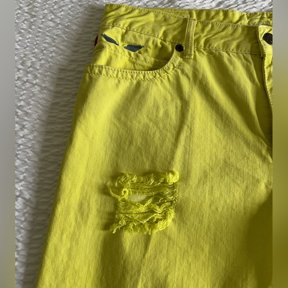 Robin’s Jean- Jean shorts- Mens 34 Waist - Picture 2 of 11